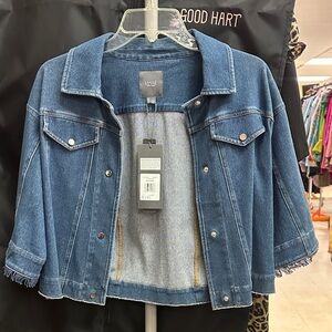 Lisse Women's Stylish Blue Denim Jacket